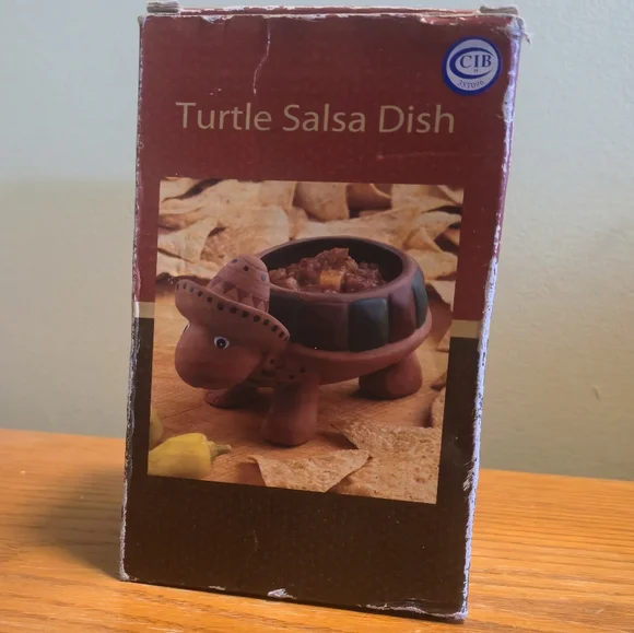 Linx Turtle Salsa Dish Terracotta Red Clay Sombrero Small Serving Bowl - Picture 8 of 11